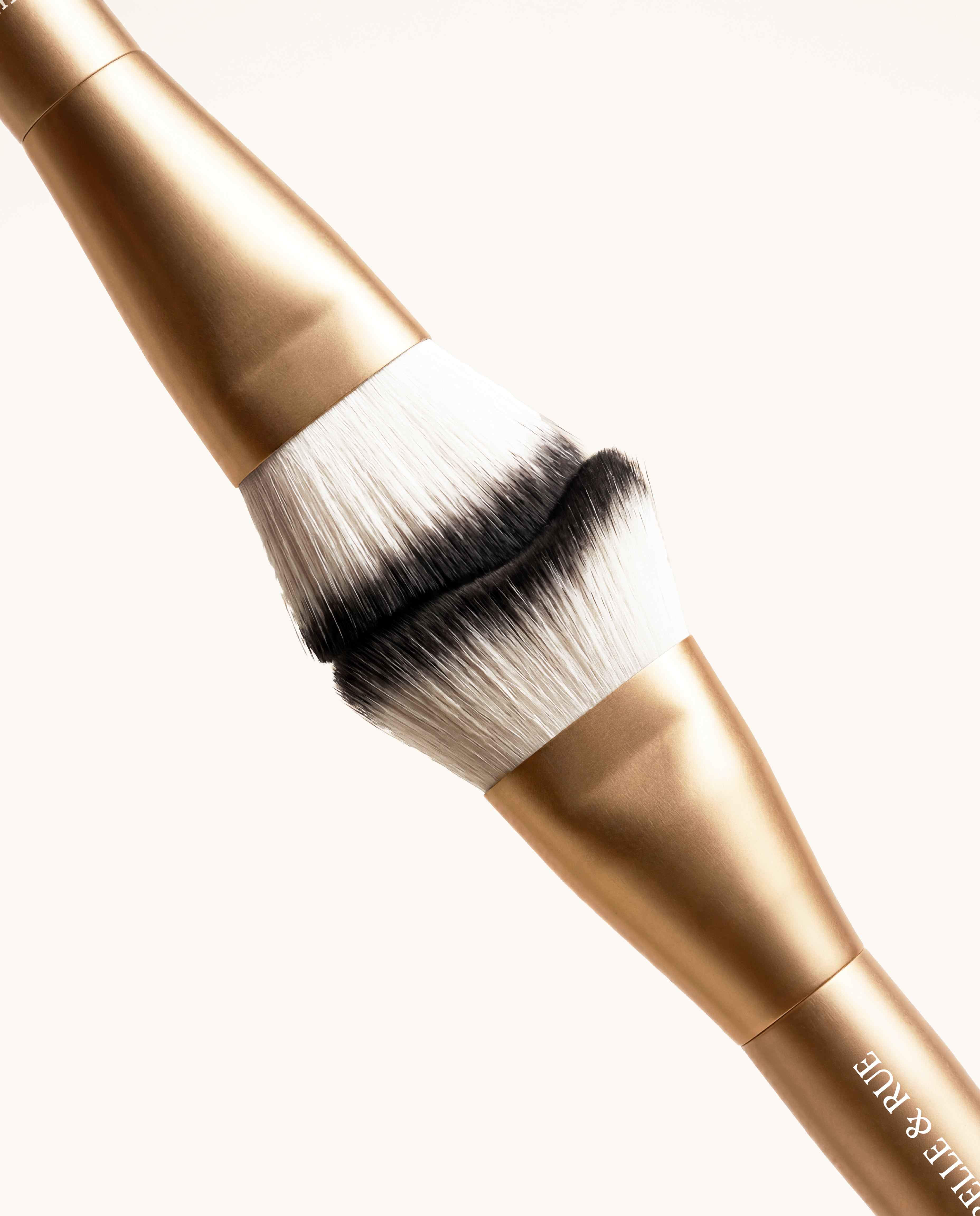 2 In 1 Build & Conceal Brush